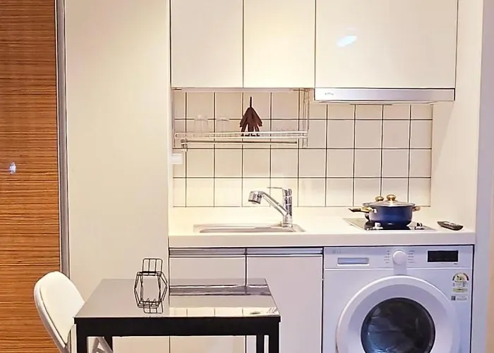 쉼스테이 신당2 역 3분 엘리베이터 및 주차 완비 Appartement